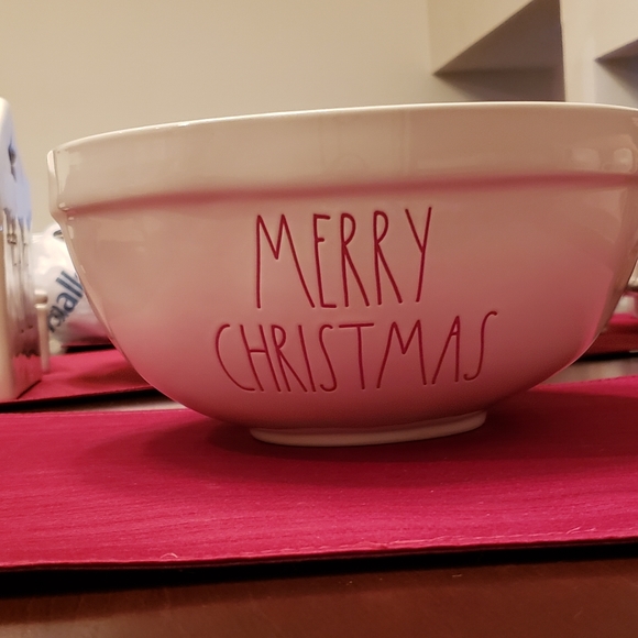 Rae Dunn Merry Christmas Bowl - Picture 4 of 4